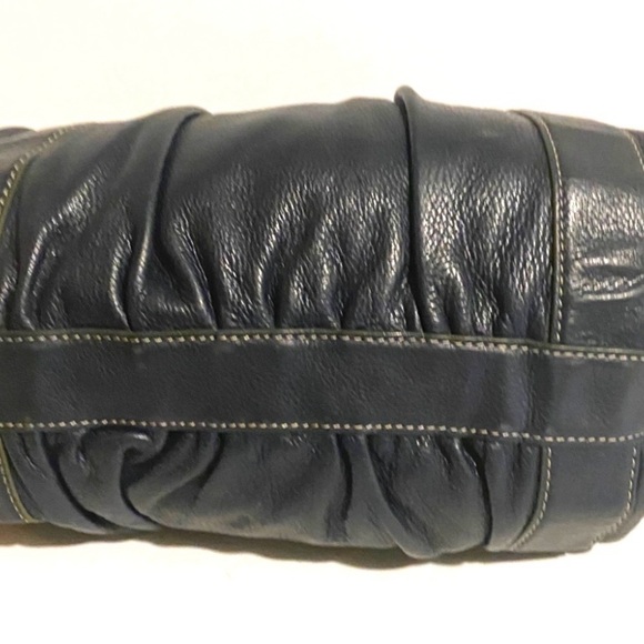 Cole haan navy blue Leather Hobo Bag with Curved Design and Pleated Texture - Picture 4 of 9